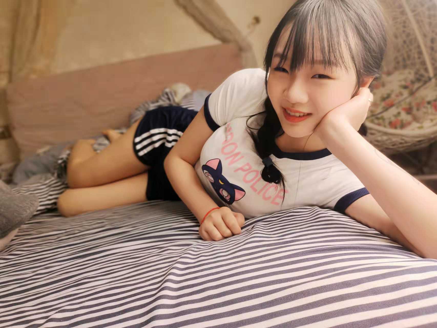 黄泥磅兼职小可爱 大长腿